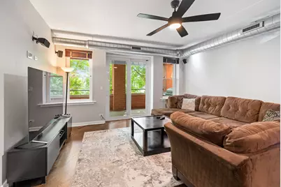 3550 W Montrose Avenue #308, Chicago, IL 60618 - Photo 8