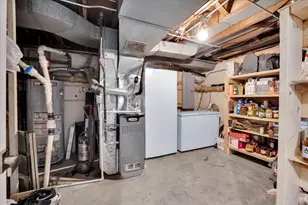 9317 Olcott Ave, Morton Grove, IL 60053 - Photo 38