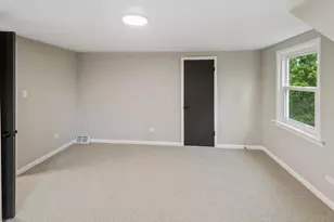 18600 Golfview Ave, Homewood, IL 60430 - Photo 16