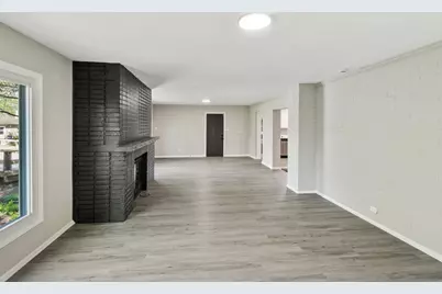 18600 Golfview Avenue, Homewood, IL 60430 - Photo 10