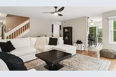 300 Hampton Street, Cary, IL 60013 - Photo 12