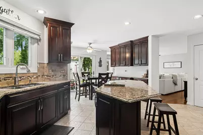 300 Hampton Street, Cary, IL 60013 - Photo 16