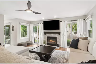 300 Hampton Street, Cary, IL 60013 - Photo 10