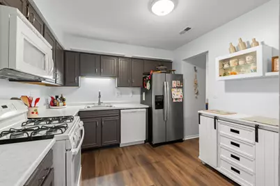 407 Ramblewood Drive #D, Glen Ellyn, IL 60137 - Photo 12