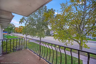 18315 Burnham Avenue #204, Lansing, IL 60438 - Photo 4