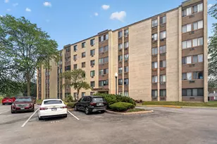 9745 S Karlov Ave, Oak Lawn, IL 60453 - Photo 26