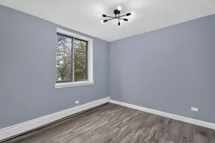 9745 S Karlov Ave, Oak Lawn, IL 60453 - Photo 18