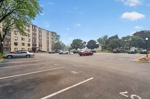9745 S Karlov Ave, Oak Lawn, IL 60453 - Photo 32