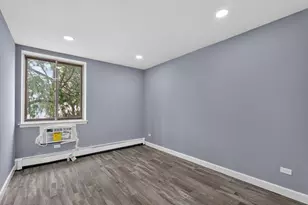 9745 S Karlov Ave, Oak Lawn, IL 60453 - Photo 16