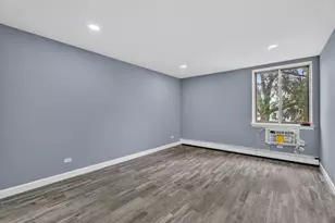 9745 S Karlov Ave, Oak Lawn, IL 60453 - Photo 12