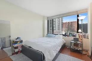 1555 N Sandburg Terrace, Chicago, IL 60610 - Photo 12