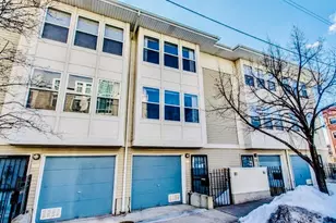 1009 E 61st St, Chicago, IL 60637 - Photo 2