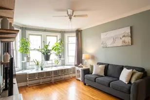4834 W Henderson St, Chicago, IL 60641 - Photo 2