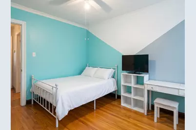 4834 W Henderson Street #2B, Chicago, IL 60641 - Photo 6