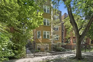 1733 W Catalpa Ave, Chicago, IL 60640 - Photo 1