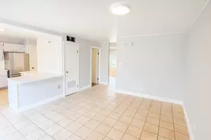 5567 Court F, Hanover Park, IL 60133 - Photo 8