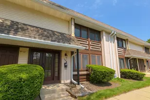 5567 Court F, Hanover Park, IL 60133 - Photo 4