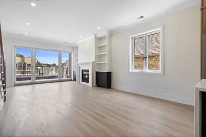 2023 W Augusta Boulevard #3E, Chicago, IL 60622 - Photo 6