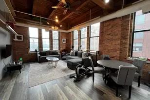 331 S Peoria St, Chicago, IL 60607 - Photo 2