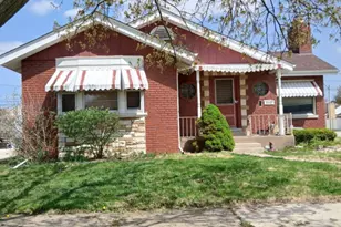 9549 S Richmond Ave, Evergreen Park, IL 60805 - Photo 1