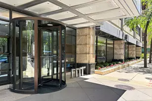 30 E Huron St, Chicago, IL 60611 - Photo 2