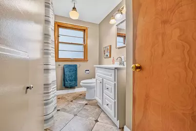 649 N Spring Street, Elgin, IL 60120 - Photo 16
