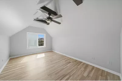 2928 N Mobile Avenue, Chicago, IL 60634 - Photo 18