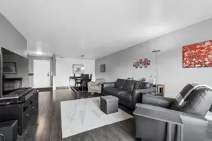 7201 N Lincoln Ave, Lincolnwood, IL 60712 - Photo 8