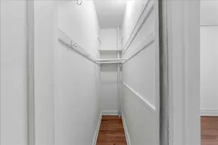 1353 W Catalpa Ave, Chicago, IL 60640 - Photo 12