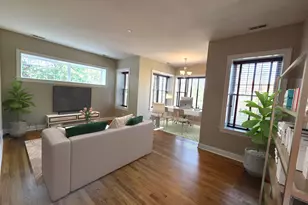6501 N Bosworth Ave, Chicago, IL 60626 - Photo 2