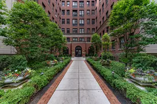 400 W Deming Pl, Chicago, IL 60614 - Photo 2