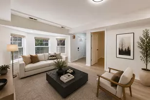 3115 N Oakley Ave, Chicago, IL 60618 - Photo 2