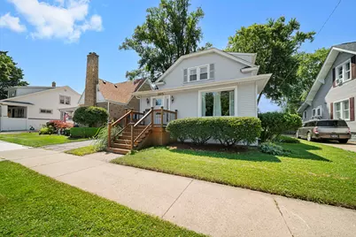 1329 Henry Avenue, Des Plaines, IL 60016 - Photo 1