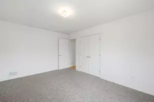 6916 W Forest Preserve Dr, Harwood Heights, IL 60706 - Photo 28
