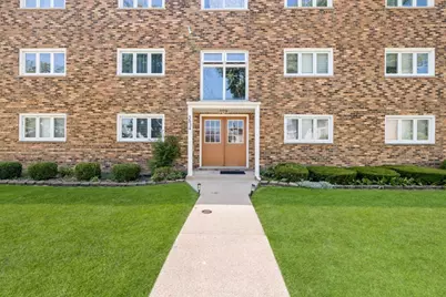 5834 W 77th Street #104, Burbank, IL 60459 - Photo 2