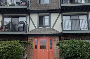 102 Steeple Dr, Buffalo Grove, IL 60089 - Photo 1