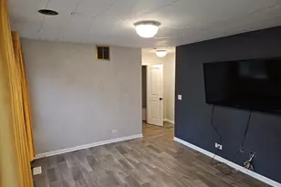1 Linden Ct, South Elgin, IL 60177 - Photo 6