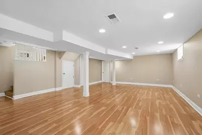 2924 W Jerome Street, Chicago, IL 60645 - Photo 38
