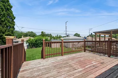 2924 W Jerome Street, Chicago, IL 60645 - Photo 42