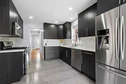 2924 W Jerome Street, Chicago, IL 60645 - Photo 18