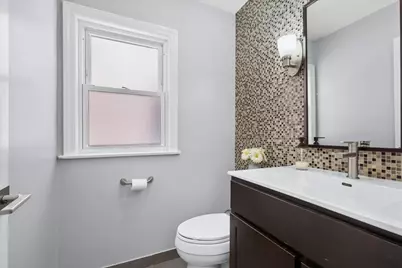 2924 W Jerome Street, Chicago, IL 60645 - Photo 14
