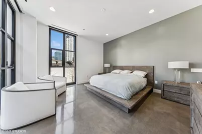 900 W Washington Boulevard #2E, Chicago, IL 60607 - Photo 8