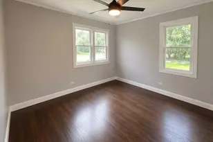 230 Mantua St, Park Forest, IL 60466 - Photo 4