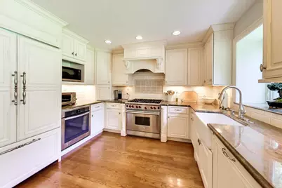 2113 Middlefork Road, Northfield, IL 60093 - Photo 10