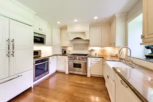2113 Middlefork Rd, Northfield, IL 60093 - Photo 10