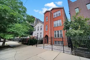 1214 W Ohio St, Chicago, IL 60642 - Photo 1
