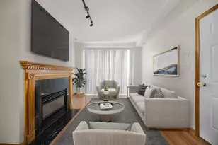 1214 W Ohio St, Chicago, IL 60642 - Photo 16