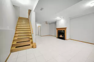 1214 W Ohio St, Chicago, IL 60642 - Photo 10