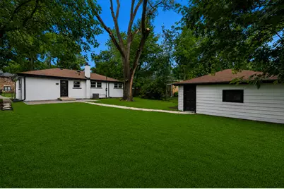 9513 Lowell Avenue, Skokie, IL 60076 - Photo 8
