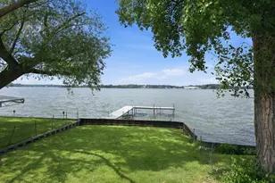 204 Eagle Point Rd, Fox Lake, IL 60020 - Photo 4
